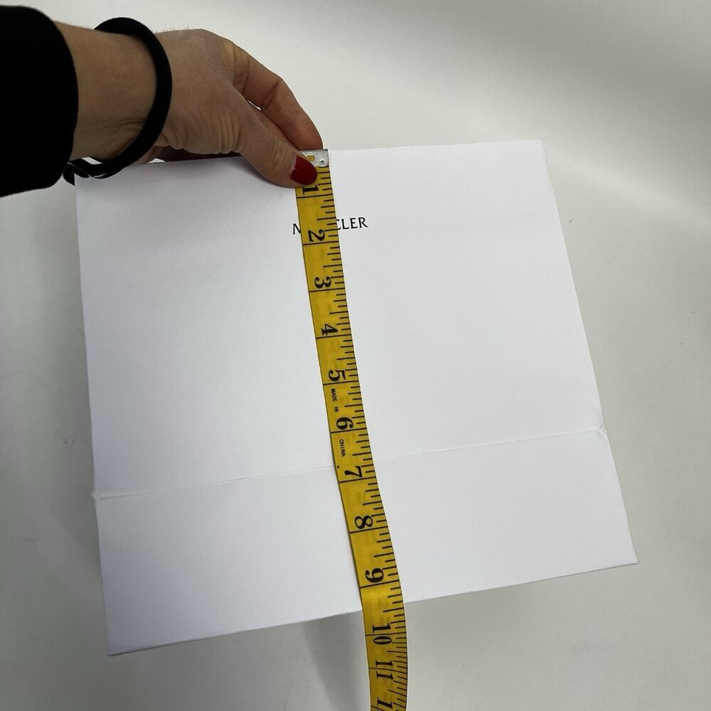 MONCLER WHITE PAPER SHOPPING Gift BAG With Tags - Picture 5 of 11